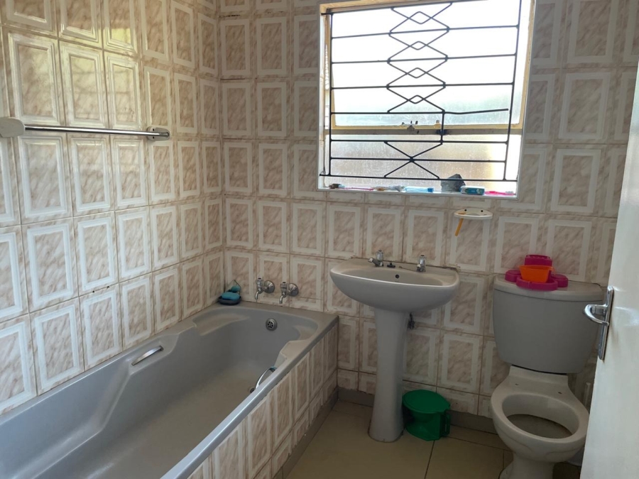 3 Bedroom Property for Sale in Tlhabane West North West